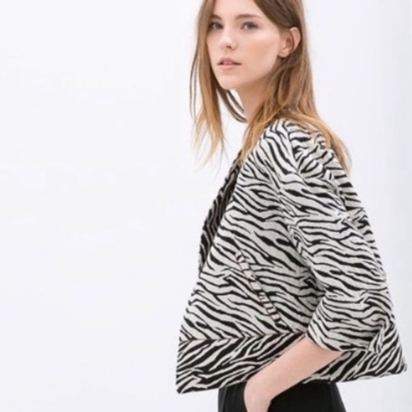 Zara Zebra Print Crop Jacket Sz Small - Picture 3 of 7